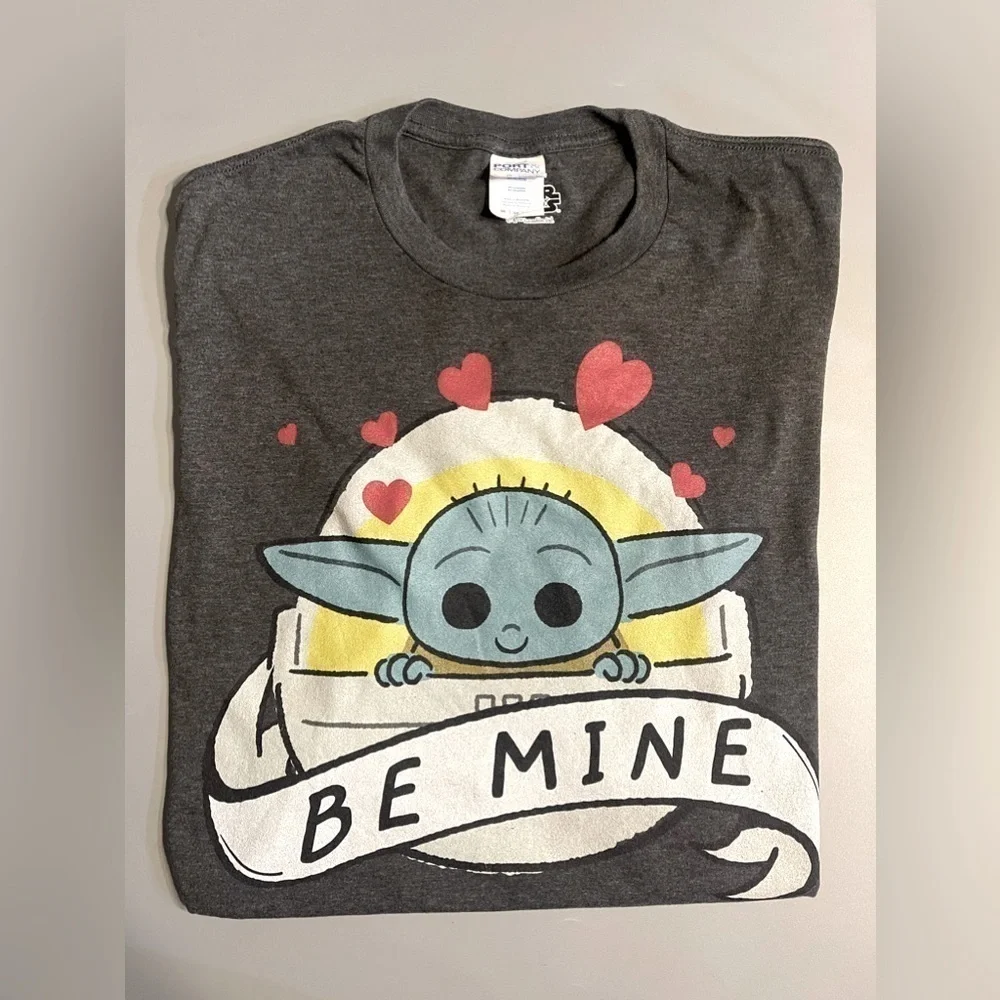 Baby Yoda Graphic T-shirt Size M The Mandalorian Be Mine Grogu Star Wars Disney